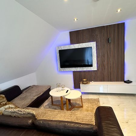 Relaxdays-Apartments 1 Garten Und Pool-Mitbenutzung, Wallbox, Kostenloser Parkplatz, Kontaktloser Checkin, Wifi Mit Smarttv กือเทอร์สโล ภายนอก รูปภาพ
