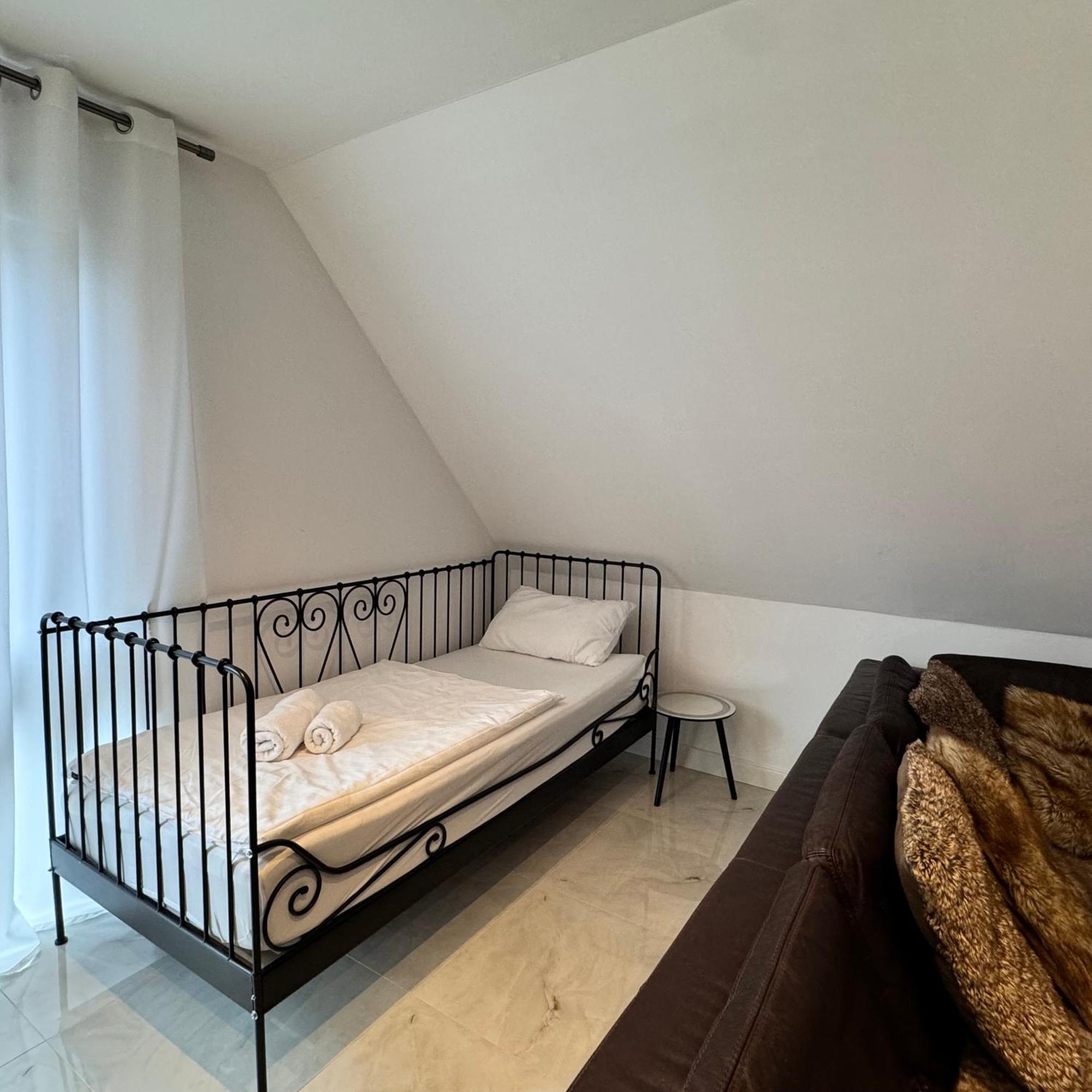 Relaxdays-Apartments 1 Garten Und Pool-Mitbenutzung, Wallbox, Kostenloser Parkplatz, Kontaktloser Checkin, Wifi Mit Smarttv กือเทอร์สโล ภายนอก รูปภาพ